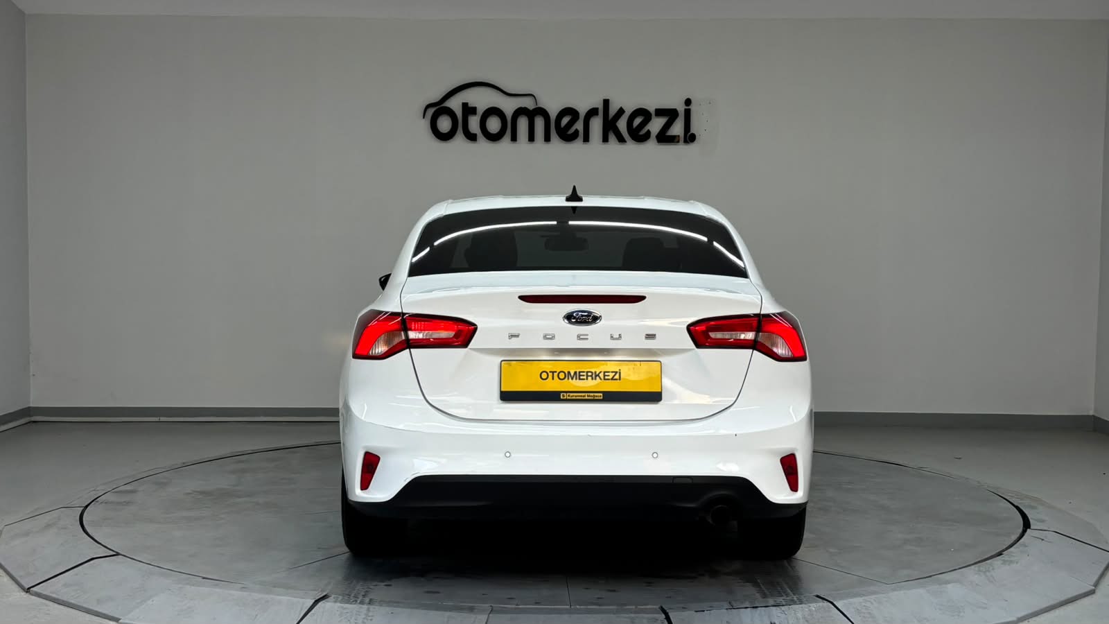FORD FOCUS 23